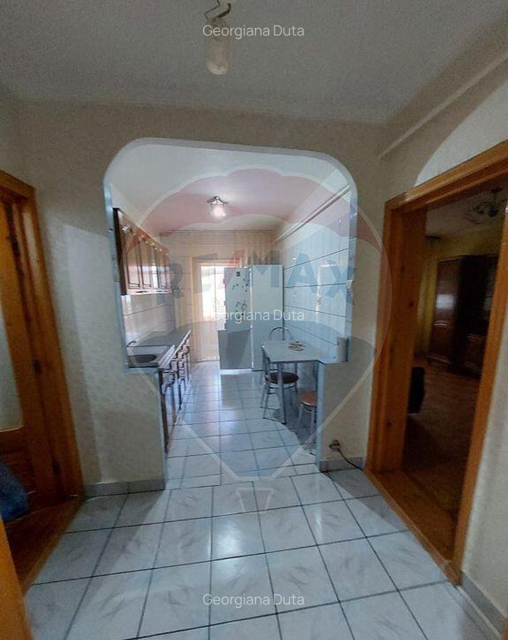 Apartament cu 3 camere ultracentral - 4