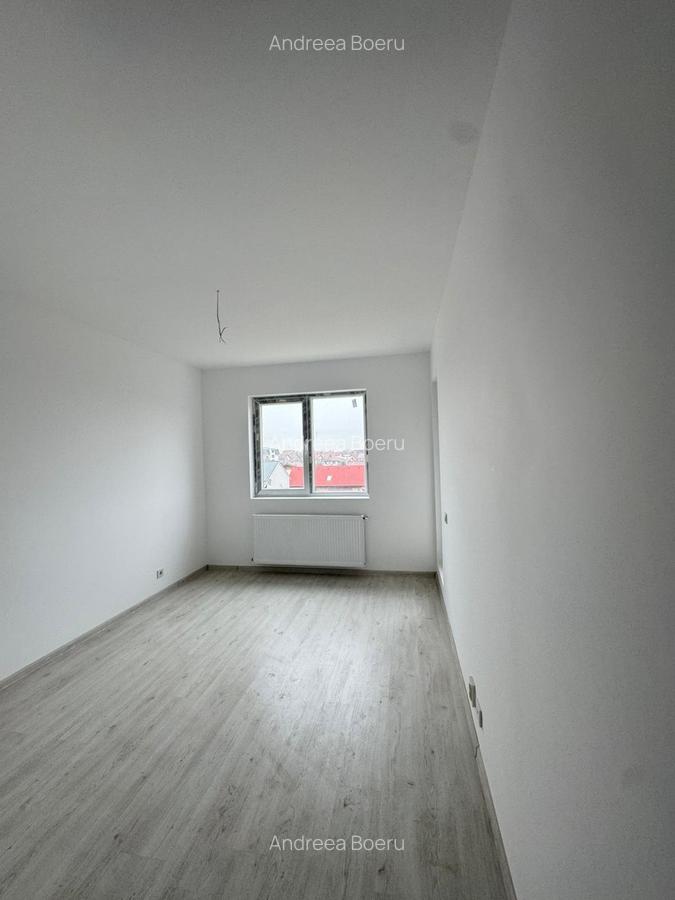 GARSONIERA DECOMANDATA-PREDARE OCTOMBRIE-BLOC MIC DE 3 ETAJE-COMISION 0% - 6