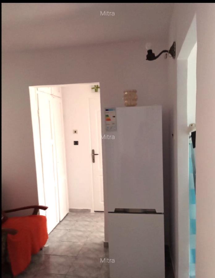 Inchiriez apartament 2 camere Nufarul - Lotus center - 5
