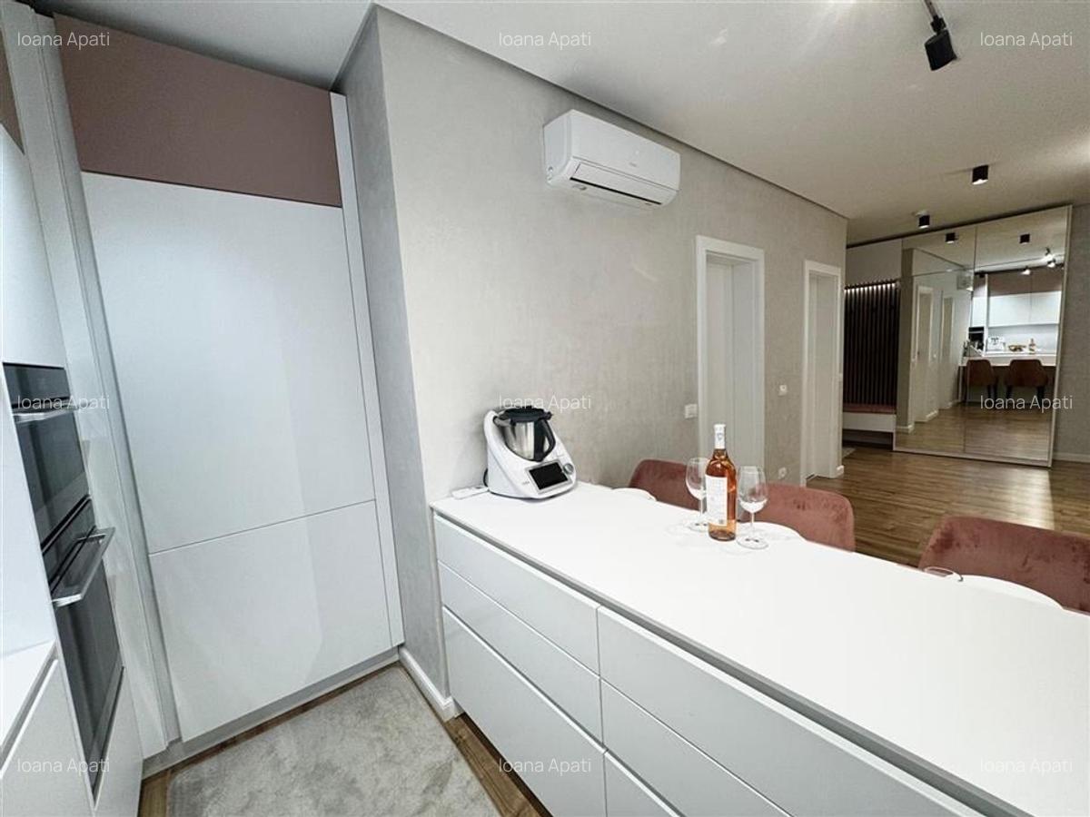 Apartament cu 3 camere decomandat în Central - 9