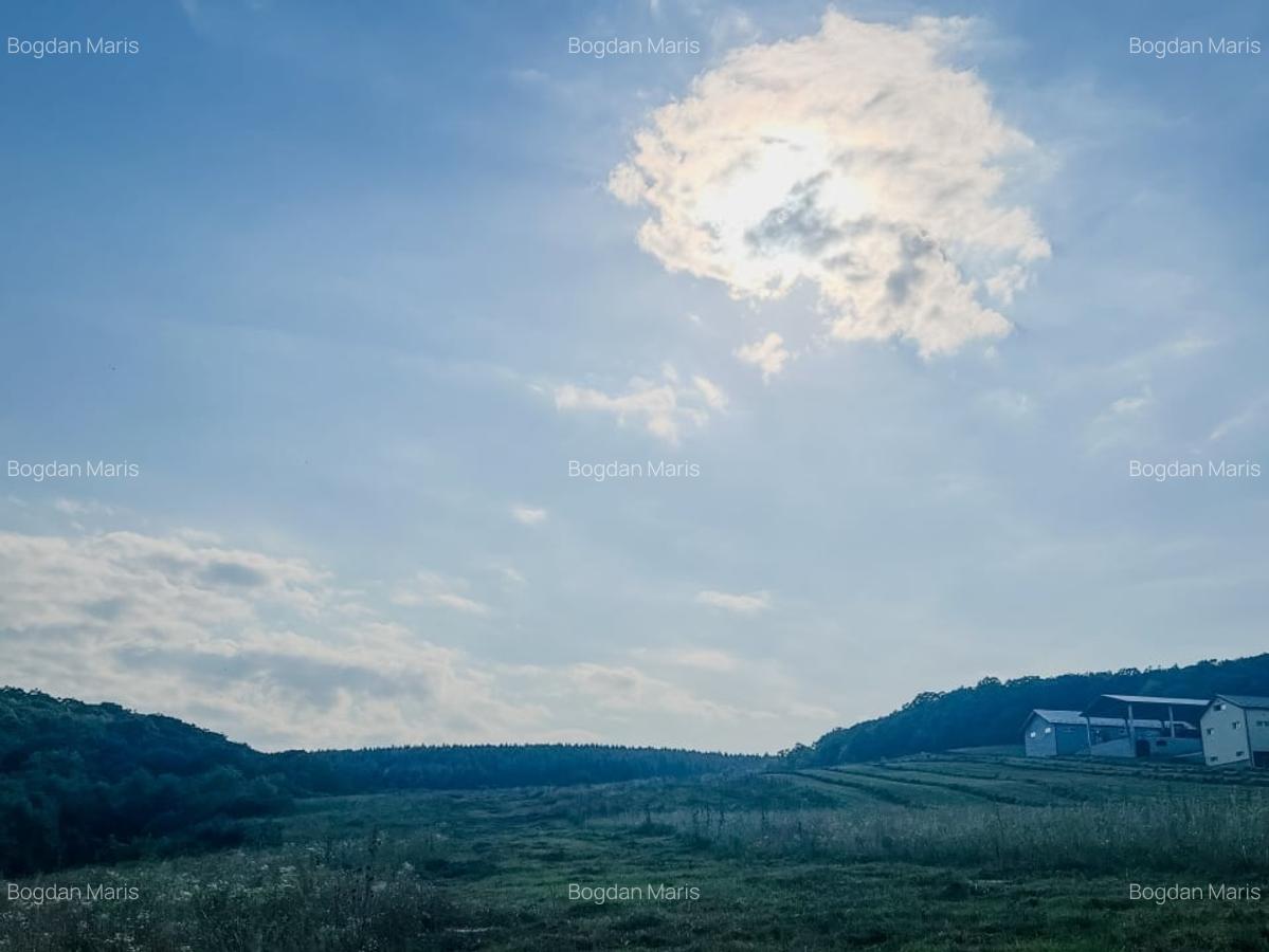 Oportunitate buna de investitie|parcela de 500m2 utili autorizata - 1