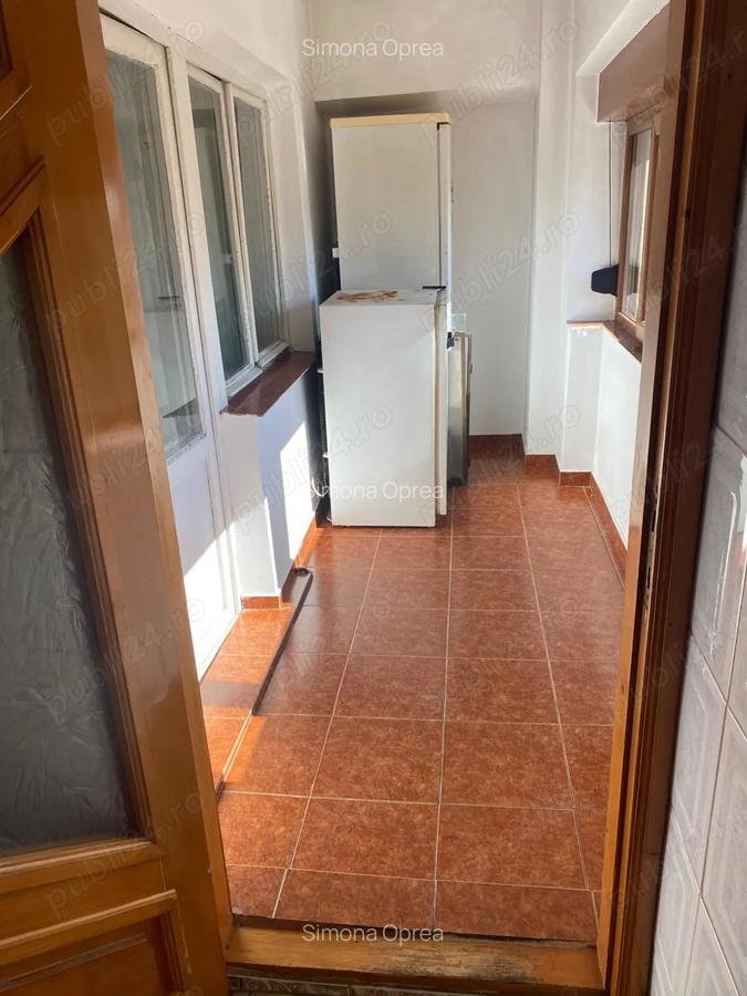 Apartament 4 camere Buzau Zona Ultracentral, structura cu scara interioara - 4