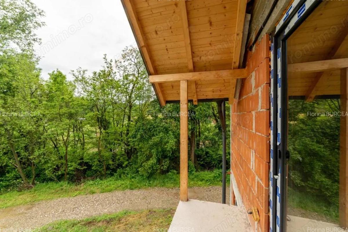 Casa P+1, Babana-Arges cu panouri si apa de izvor - 5