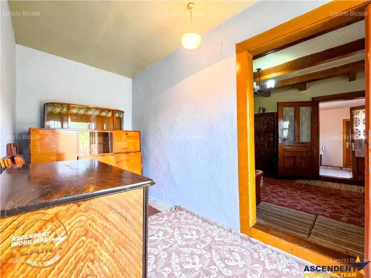 Casa traditionala din lemn, cu sura din piatra, Arcus, Covasna. - 6