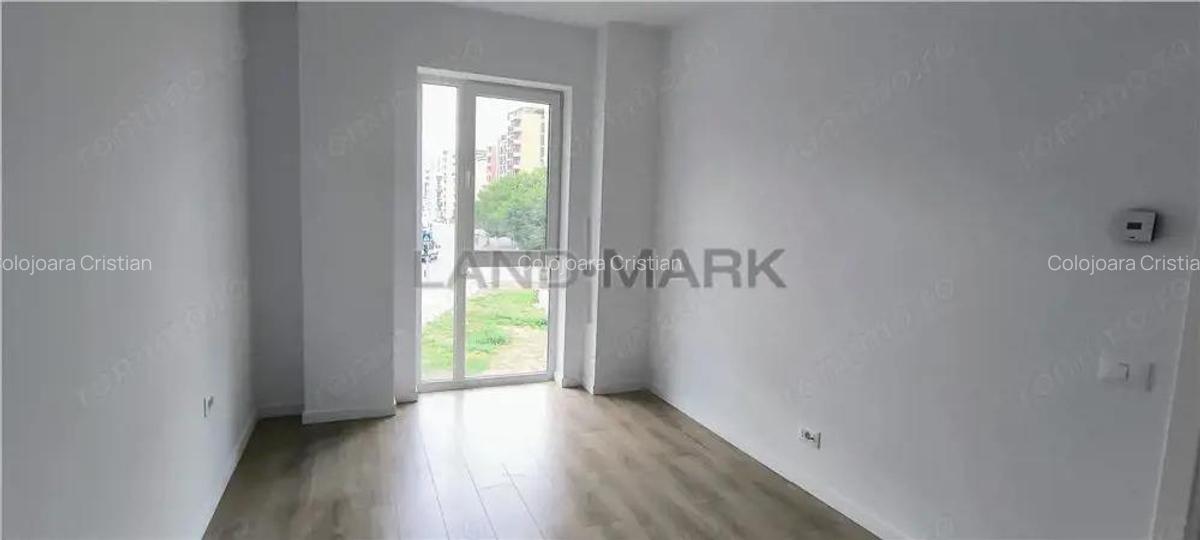 APARTAMENT 3 CAMERE, NOU, ARADULUI - TORONTALULUI - 9