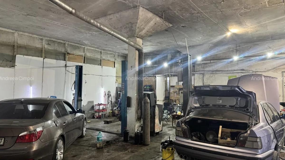 Hala Auto Echipata, Bulgaria - 2