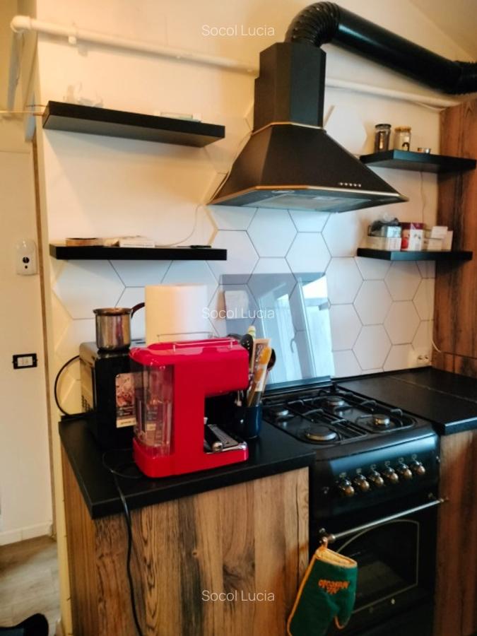 Schimb/ (vând )apartament cu unul în cart. Mărăști/ Mănăstur - 3
