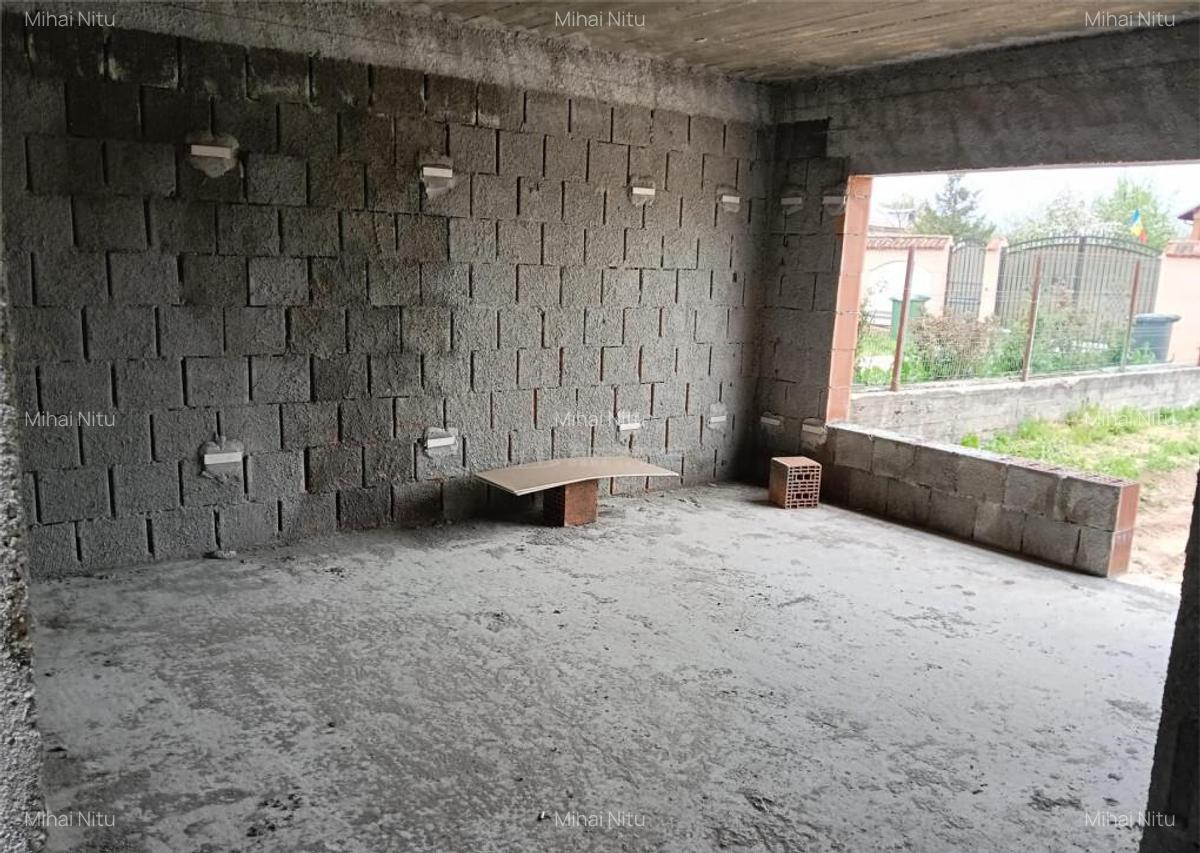 Casa individuala-3 camere-Toate utilitatile-Asfalt-STB-Mutar - 8