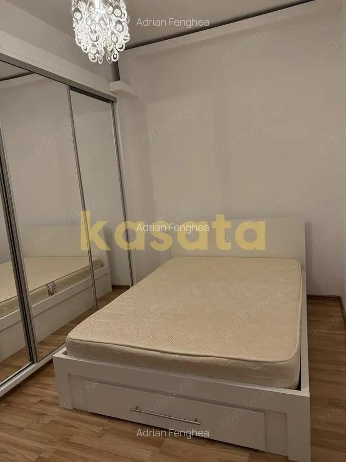 Garsoniera spa?ioasa de inchiriat Bucure?tii Noi / Damaroaia - 6