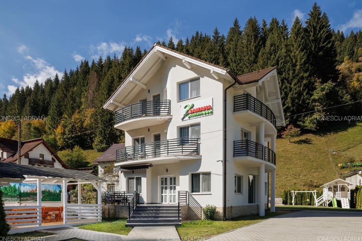Vila Samaha – Pensiune Premium de Vânzare în Moieciu de Sus -Proprietar Direct - 1