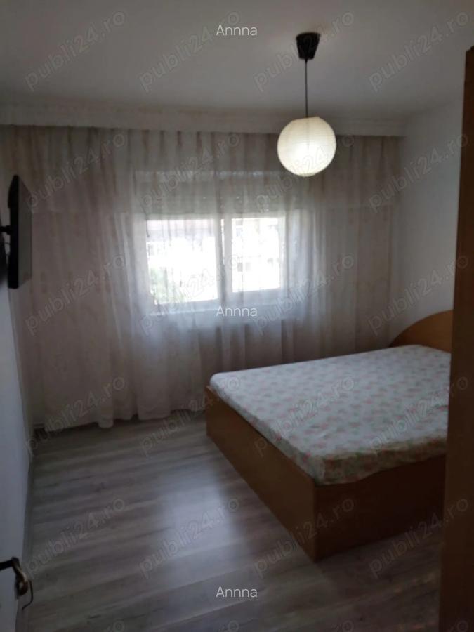 Proprietar, vand apartament 3 camere, decomandat - 3