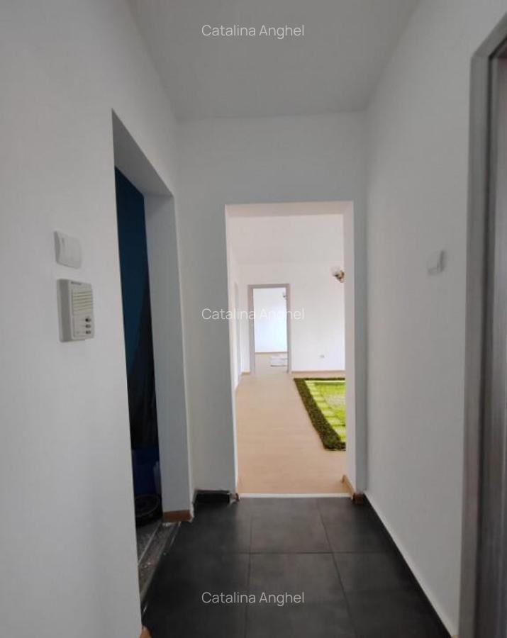 Apartament 3 camere, etajul 3/9, zona Nord- Spitalul Judetea - 3