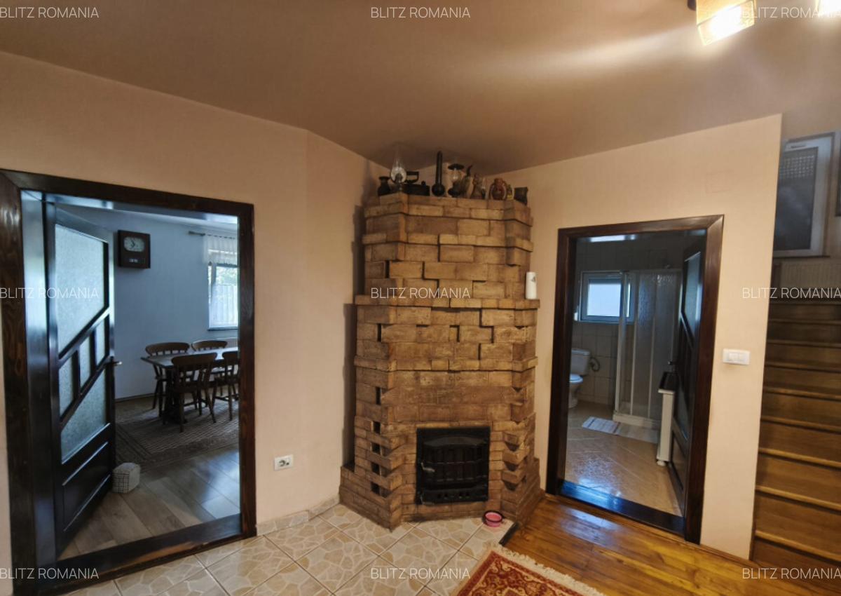 Casa 5 camere, zona ultracentrala, 1500mp teren, Radauti - 8