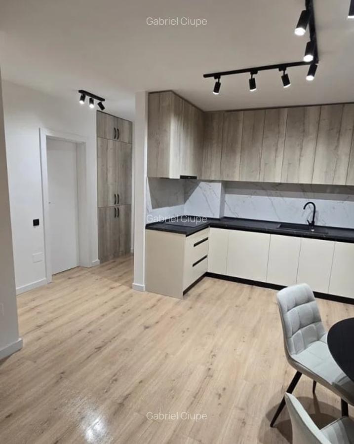 Apartament cu 2 camere, 45 mp, balcon, zona Eroilor - 7