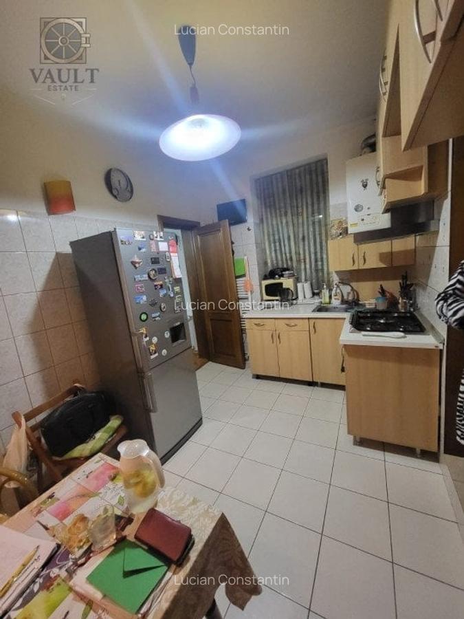 Apartament cu 3 camere circular, mobilat în 13 Septembrie - 9