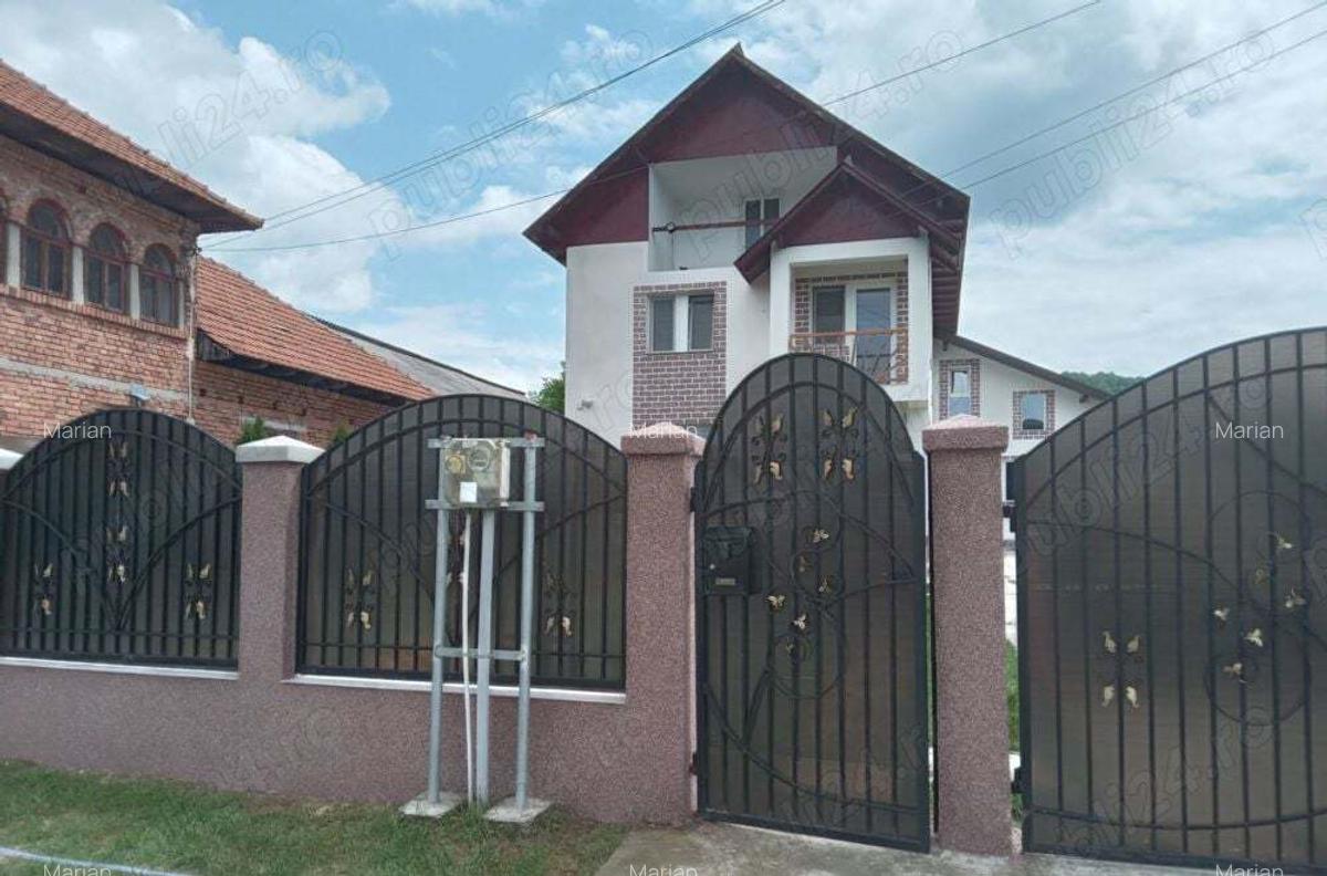 Casa de vanzare cu teren - 3
