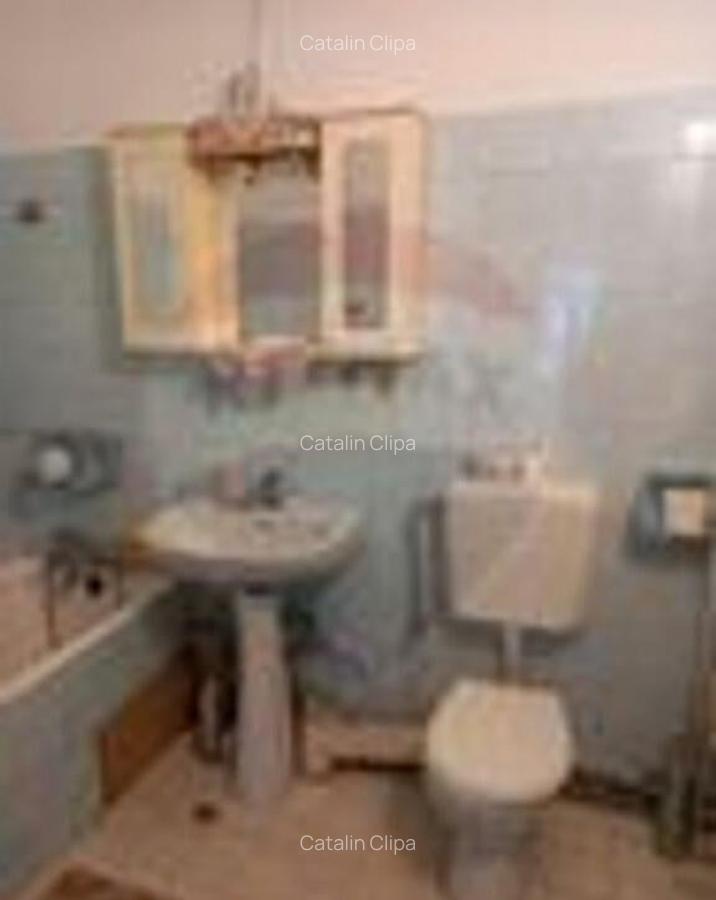 Apartament cu 3 camere de vanzare in zona Sud-Est - 3