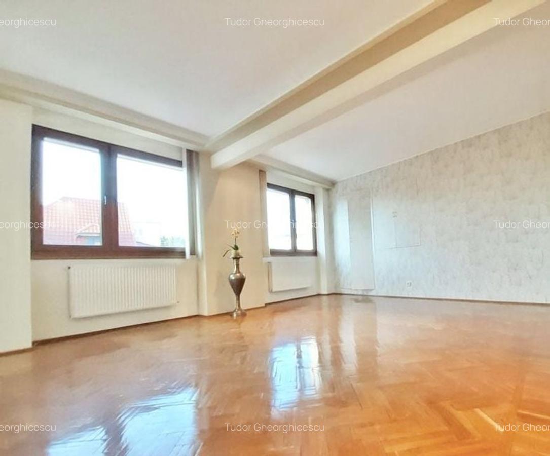 APARTAMENT DE TIP DUPLEX CU GARAJ SI 2 BOXE IN IMOBIL COCHET AFLAT IN COTROCENI - 9