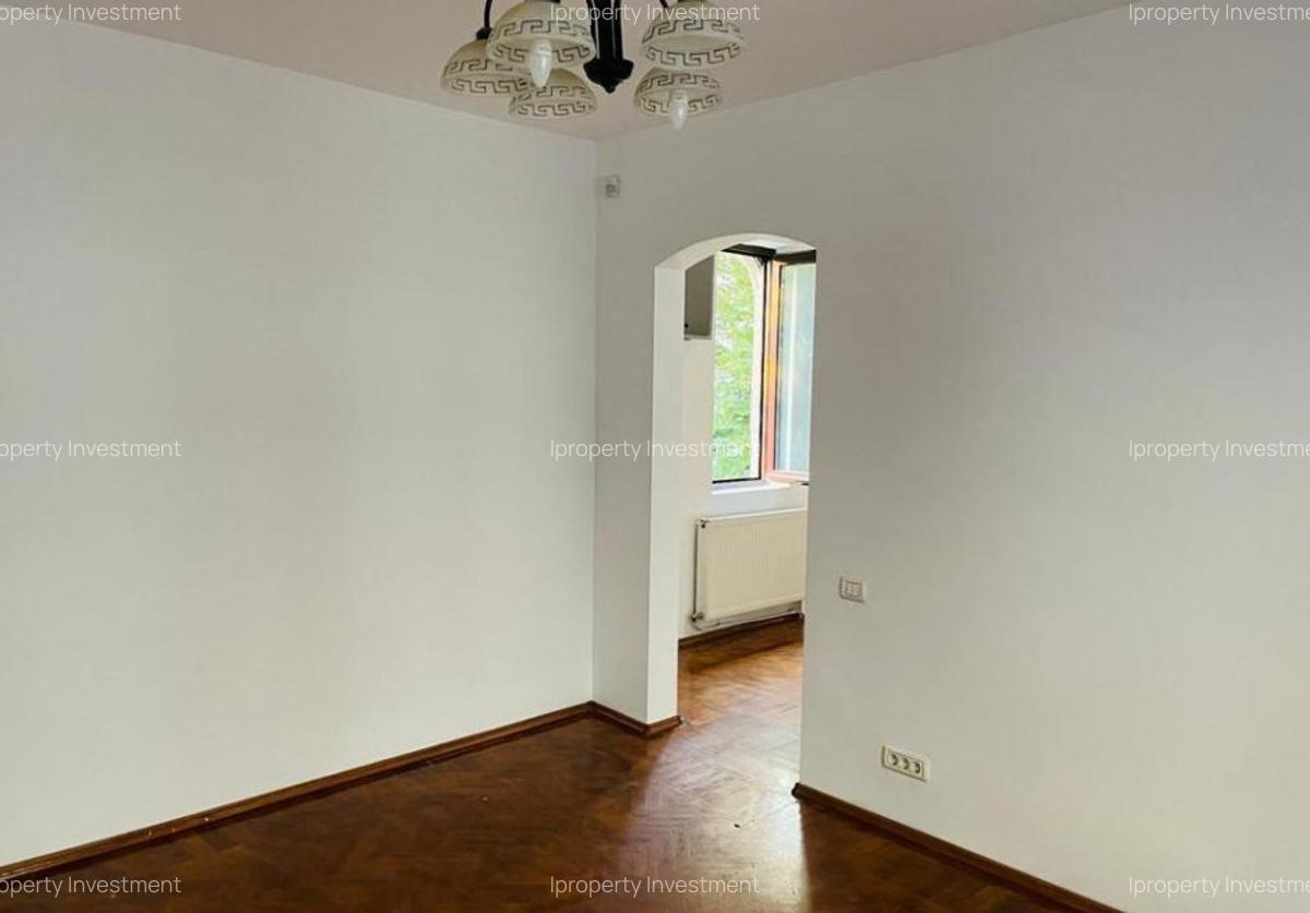 2 Camere Turturelelor In Vila Etaj 1 - 4