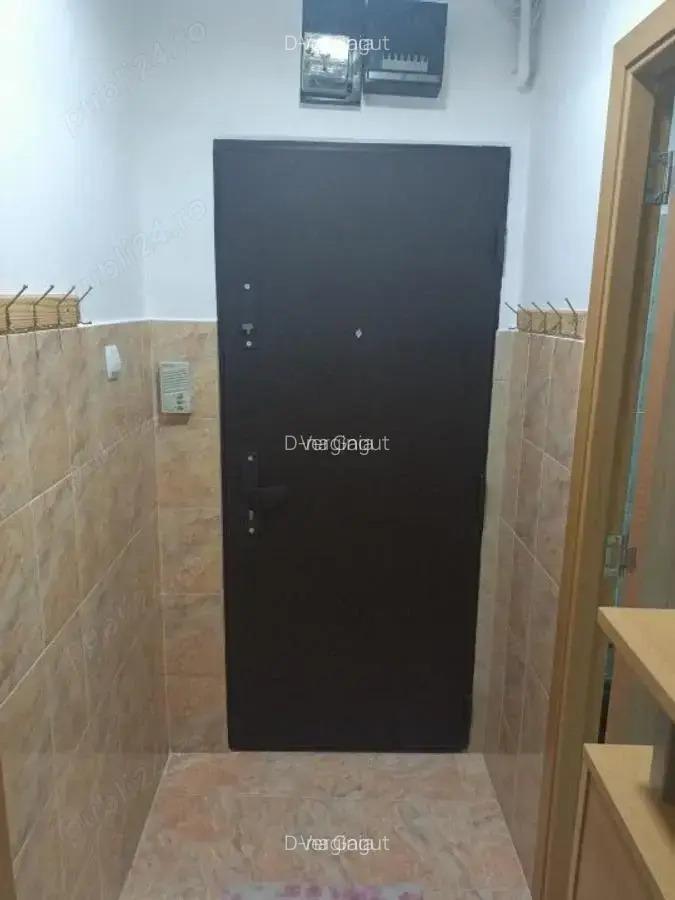 Inchiriez Grasoniera zona Astra - 3