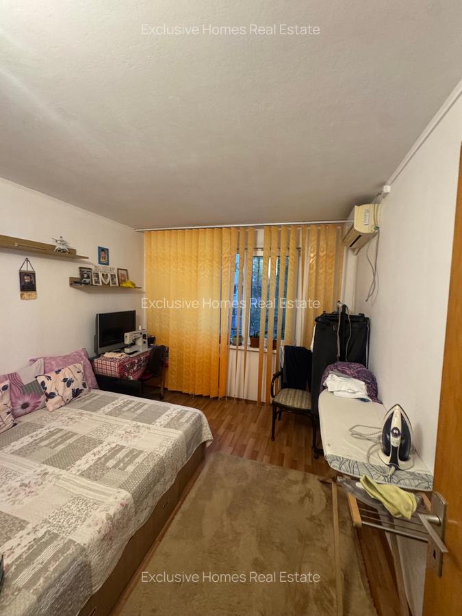 Vanzare 3 camere Titan - 7