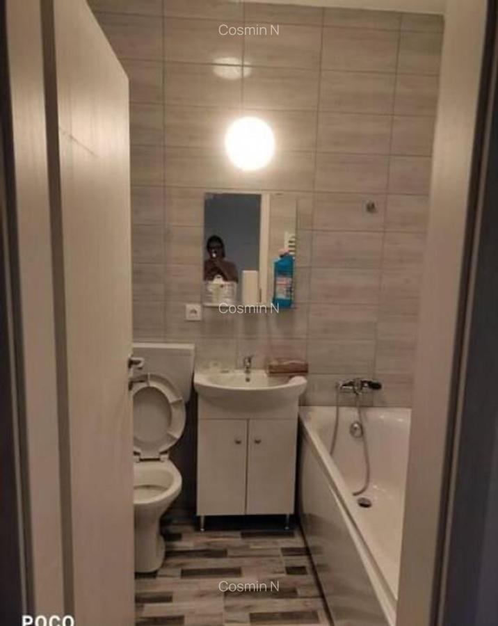 Studio Aparatorii Patriei /metrou - 5