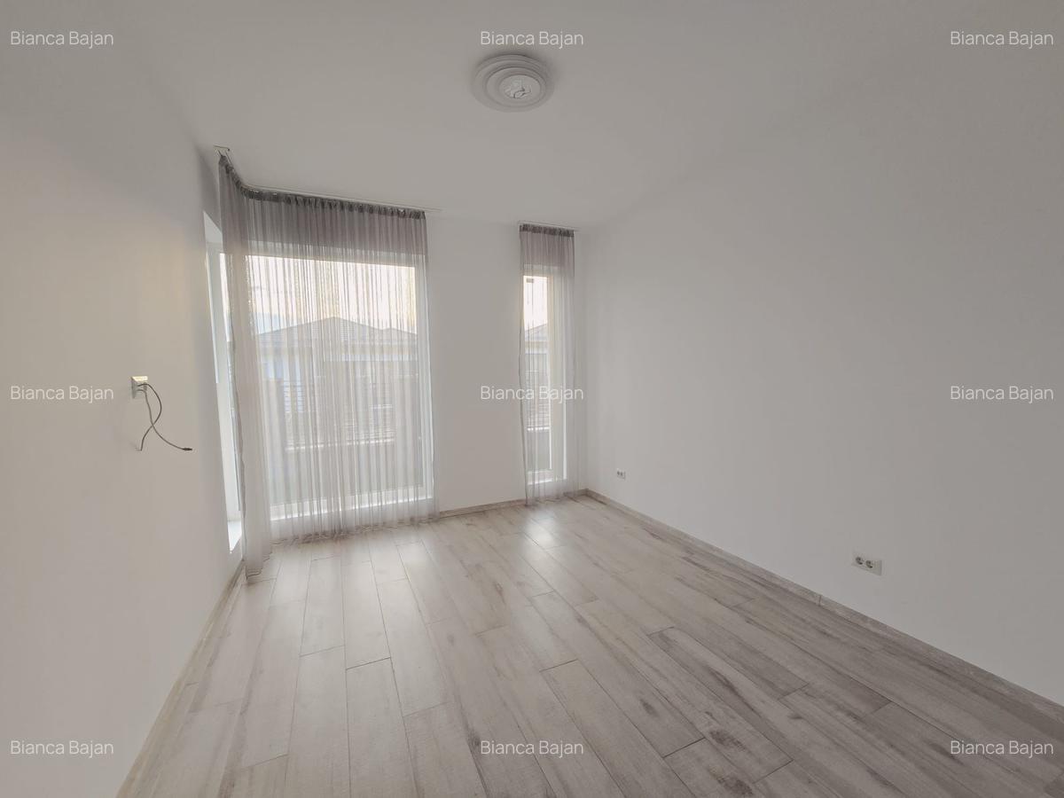 CASĂ 134.990€ - COMUNA BERCENI - 3 Camere 2 Băi - 6