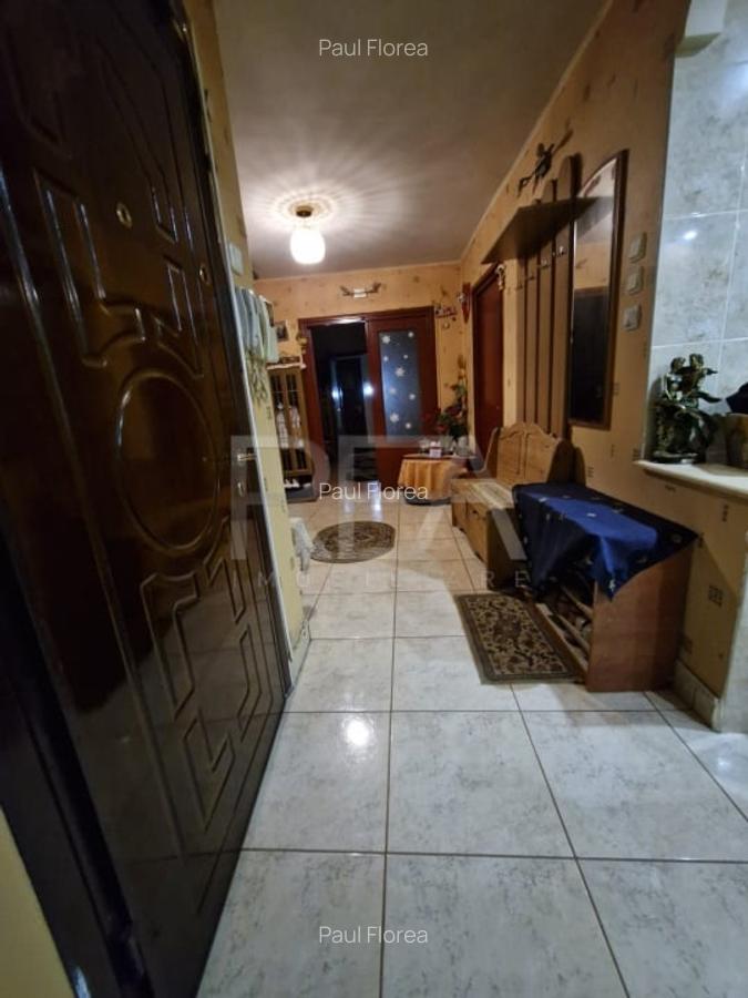 Apartament cu 4 camere - zona Auchan Vitan - 40