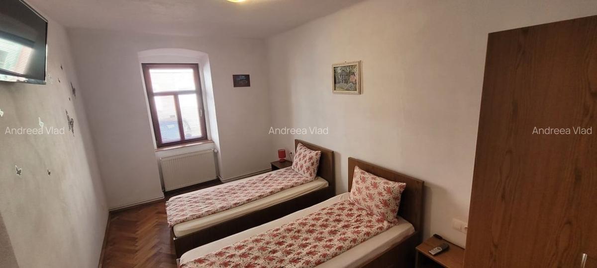 Inchiriere apartament 3 camere - la casa, ultracentral, Sibiu - 6