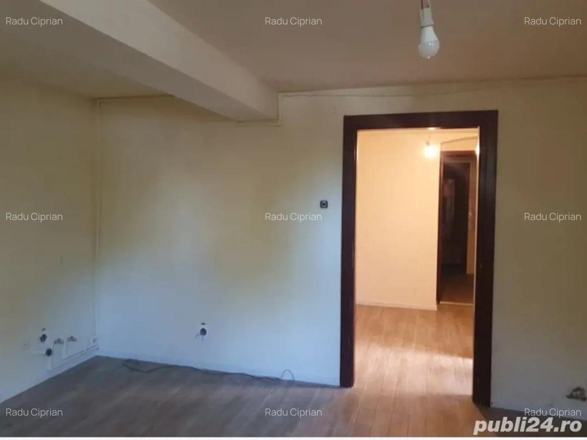 Spatiu comercial - 3
