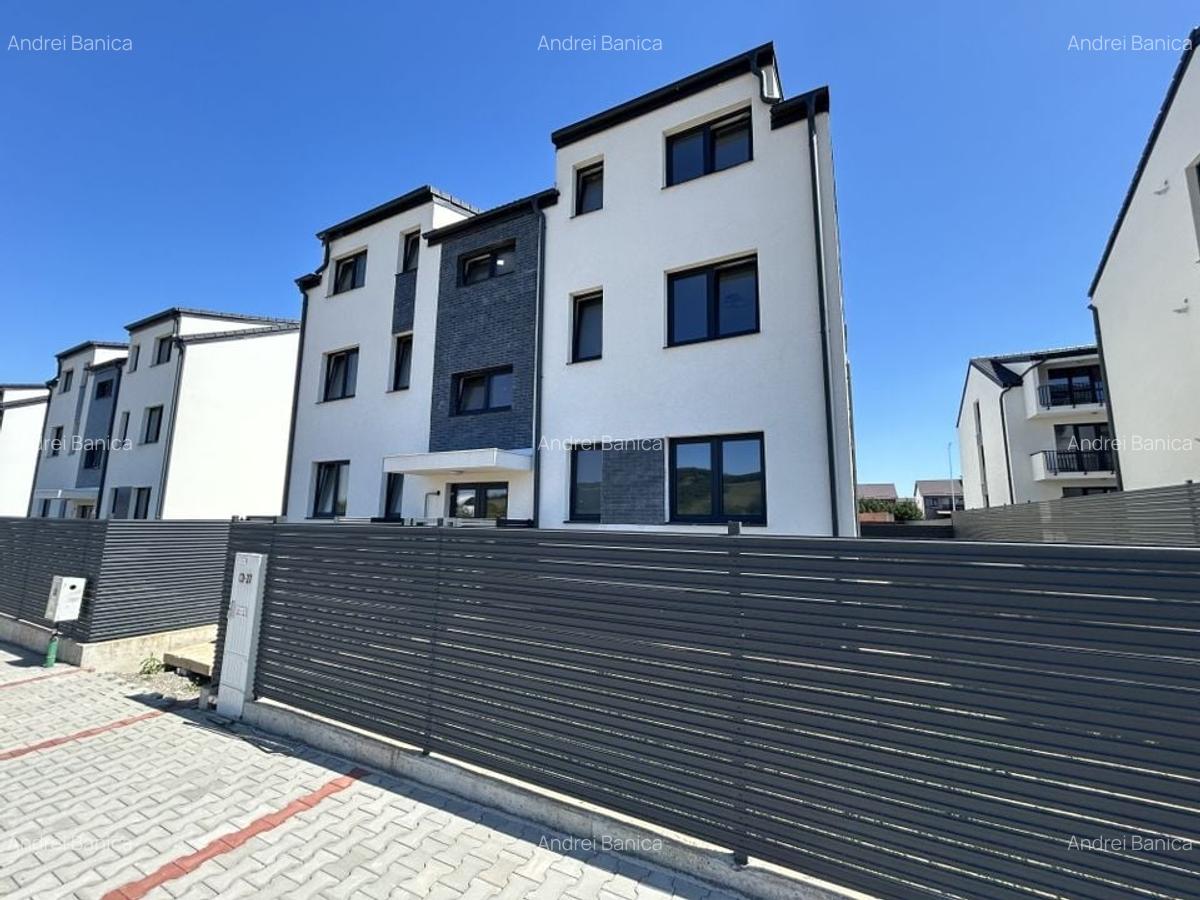 Apartament cu 3 camere decomandat în Sânpetru - 12