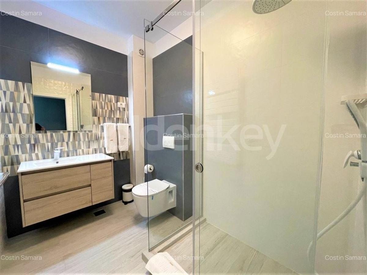 Apartament 3 cam cu vedere spectaculoasa catre mare/lac - 8