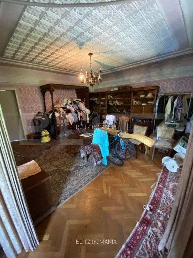 Apartament de 4 camere, decomandat, 212 mp si teren, zona Neptun - 13