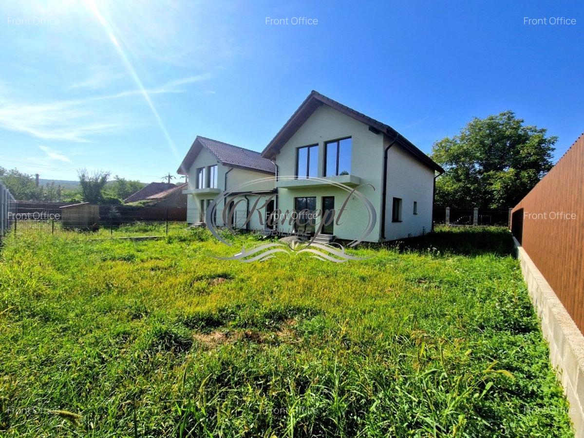 Casa cu garaj in zona Motel Gilau - 1 Casa cu garaj in zona Motel Gilau - 1