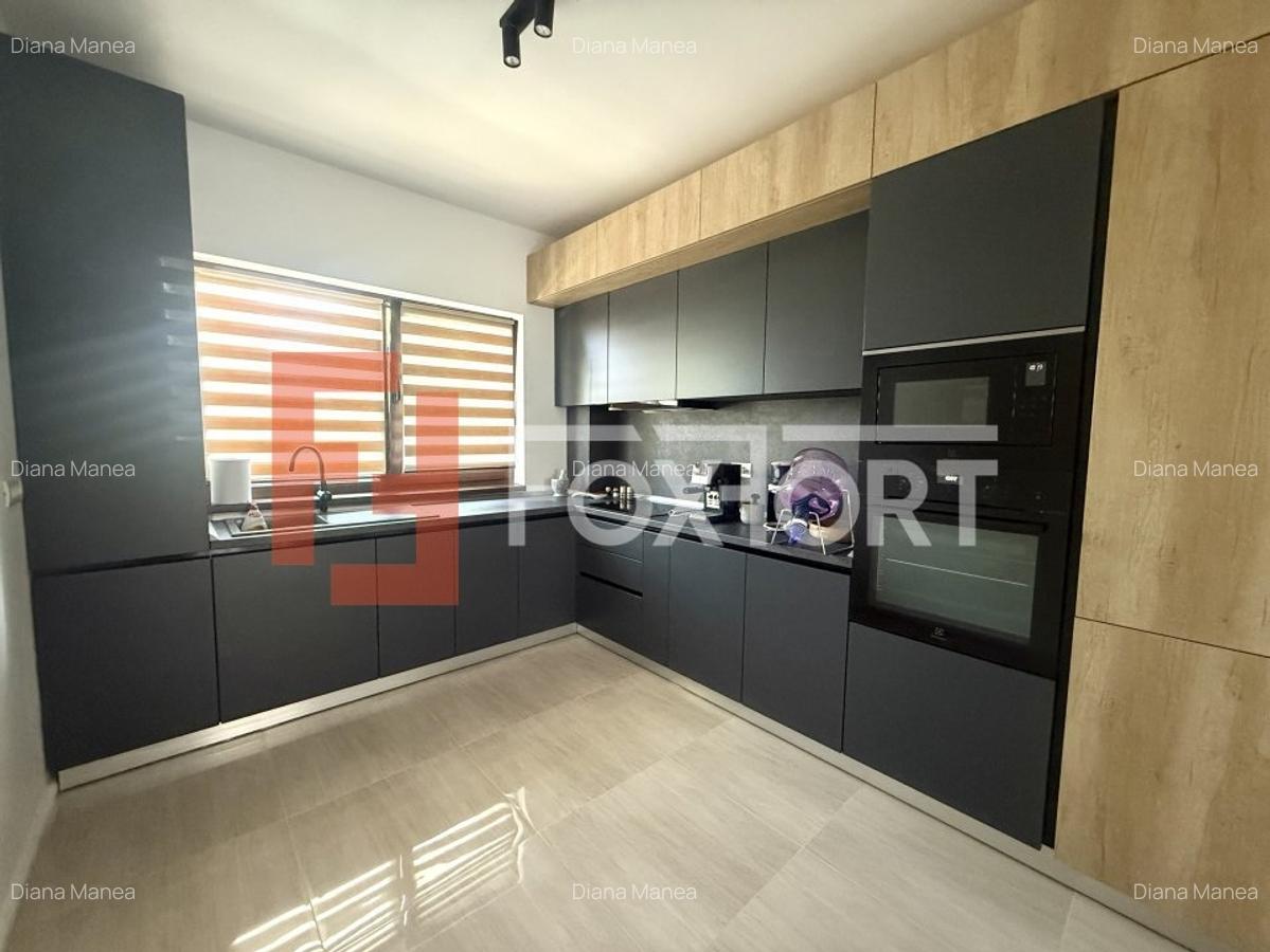 Casă cu 4 camere în Dumbrăvița - 11