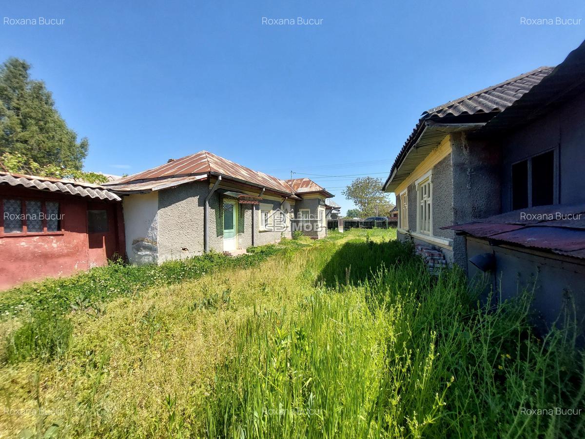Casă cu 5 camere în Comișani - 10