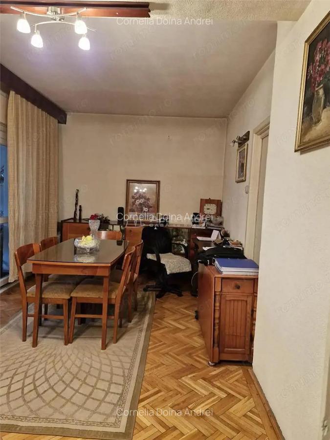 Casa S+P+E, garaj, pretabila - locuinta, clinica, birouri - Ultracentral - 1