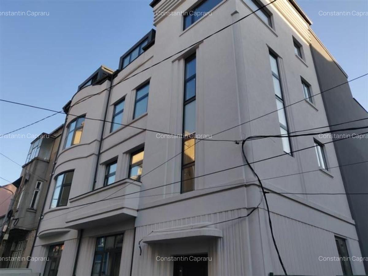 Vila de mari dimensiuni pretabila birouri - de vanzare - 2