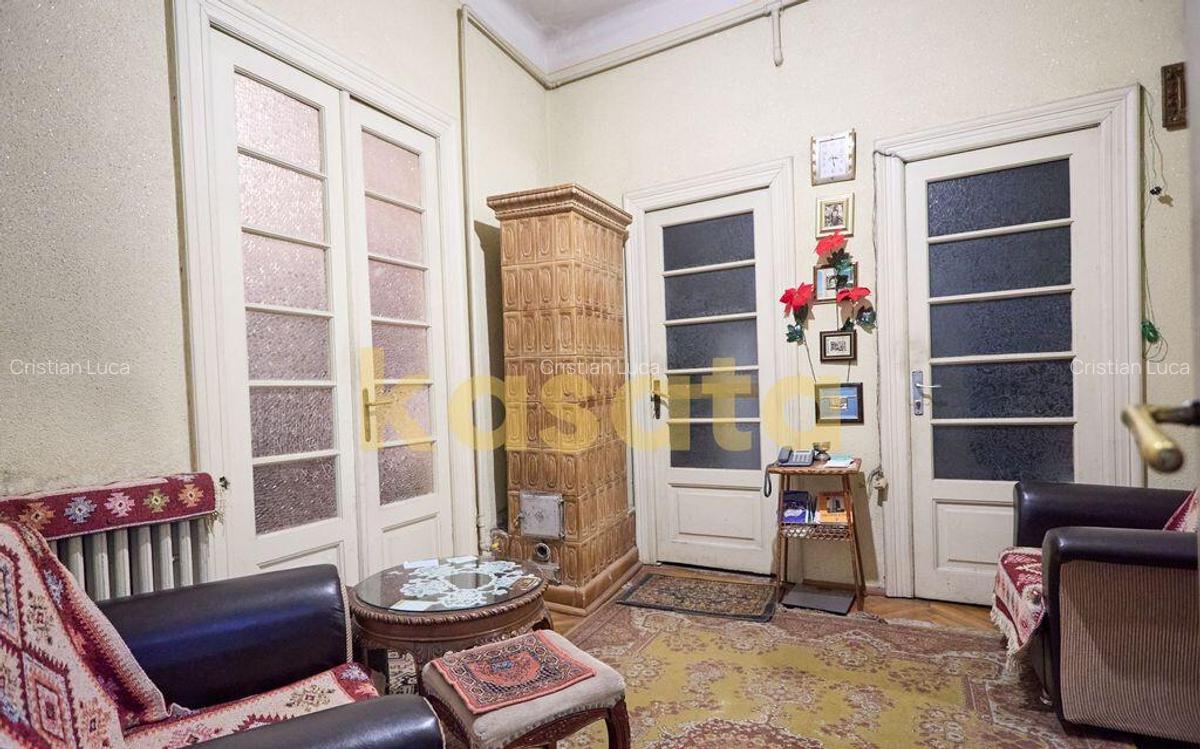 CASA CLASICA DE VANZARE CU POTEN?IAL PREMIUM IN ZONA ... - 1
