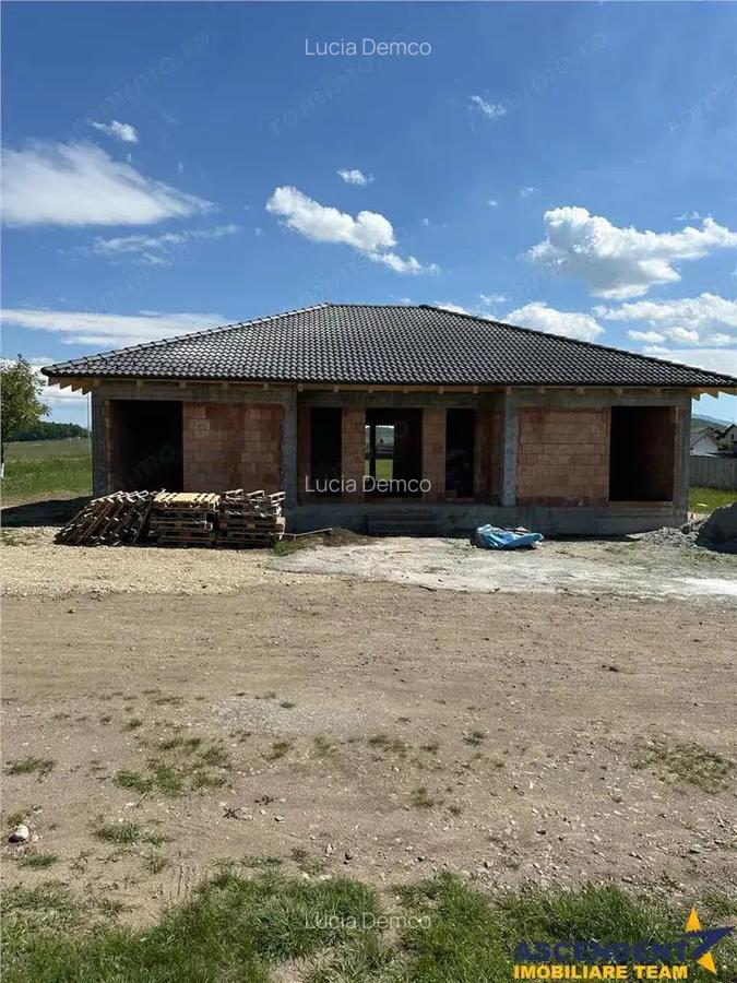 Casa deosebita, finisaje personalizate,15 minute de Brasov, DJ 112A, Bod - 15