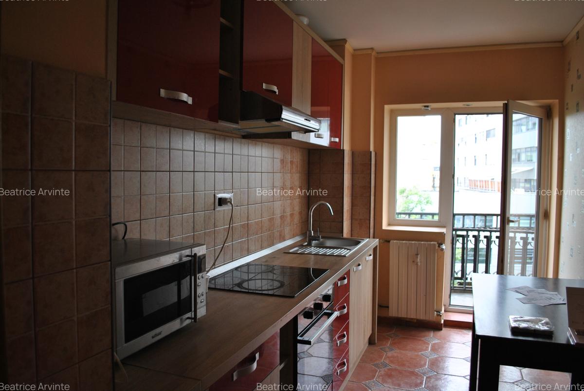 Oportunitate rară pentru investitori – apartament spațios pe Bulevardul Unirii - 2