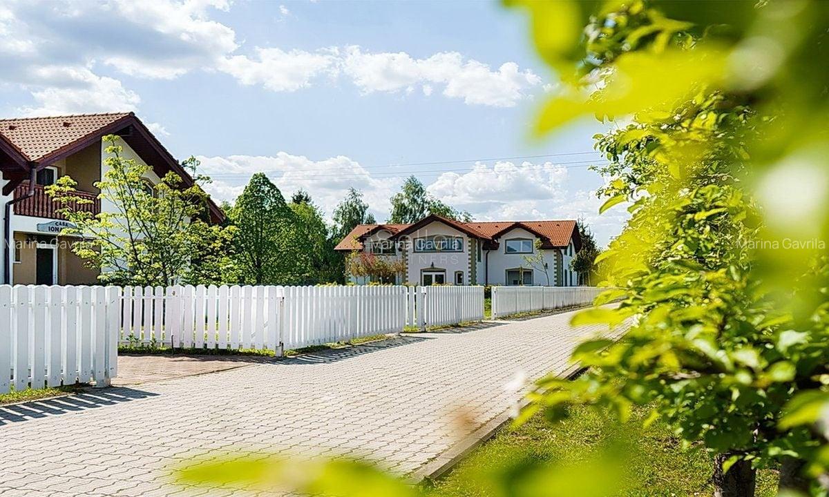 Casă cu 5 camere în Tohanu Nou - 1