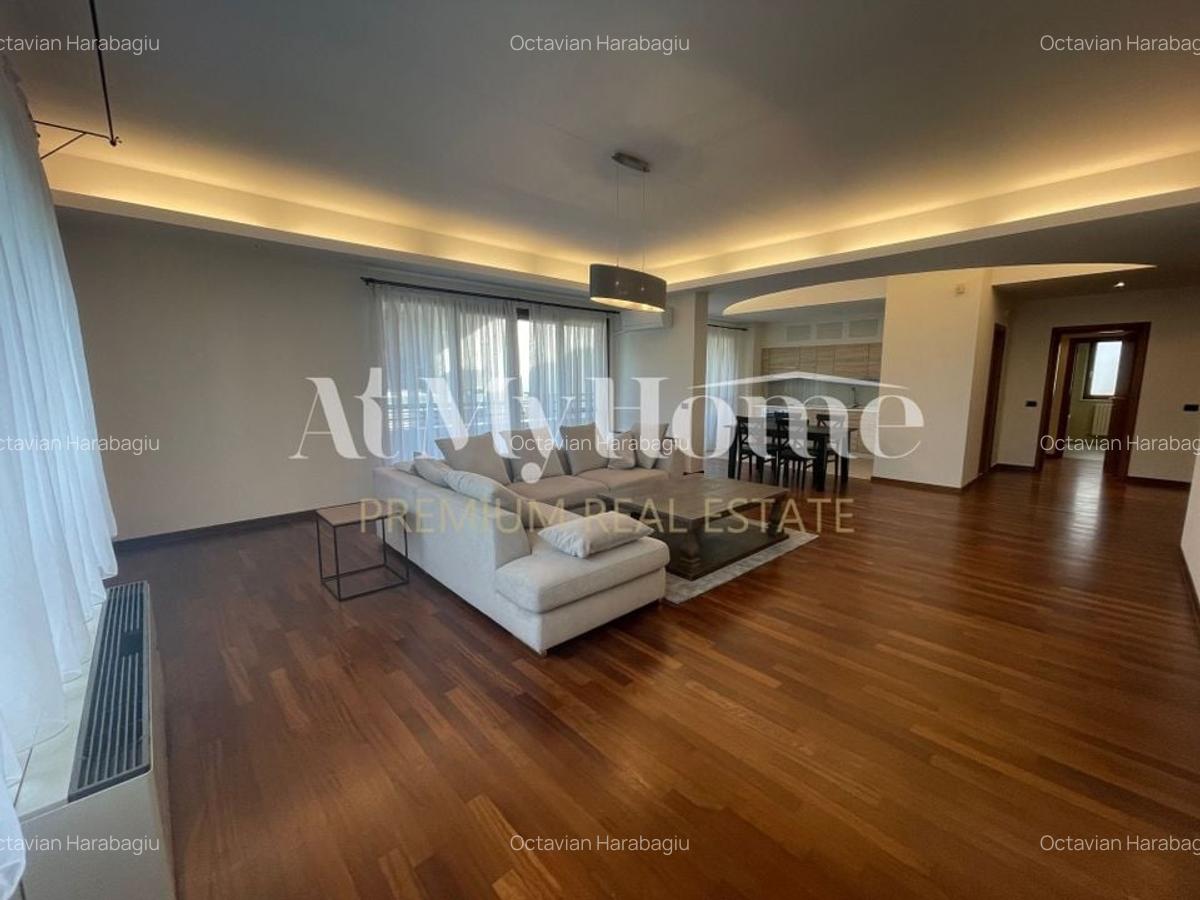 Apartament spatios si luminos cu 3 camere, RENOVAT, mobilat modern, parcare - 1