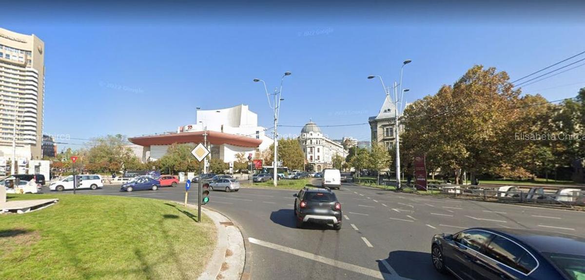 Zona Ultracentrala Universitate 44mp trafic pietonal intens - 7