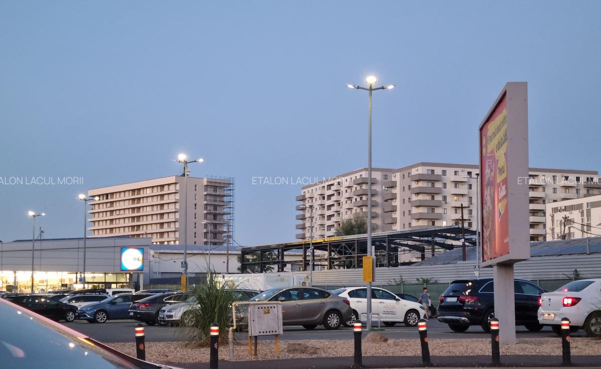 OCAZIE:Apartament 5 camere,3 bai,centrala proprie,zona Promenada Lacului Morii! - 4