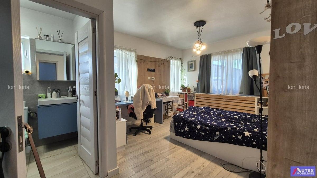 Casa Central Magurele pe Parter - 4 camere, 4 bai si teren de 580 mp - 13