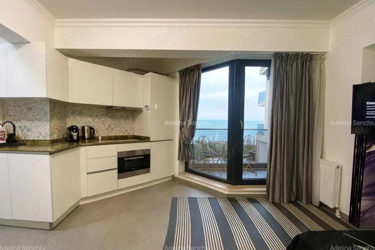 Studio | Vedere frontala spre lac | Solid House Butoaie | Termen lung - 3