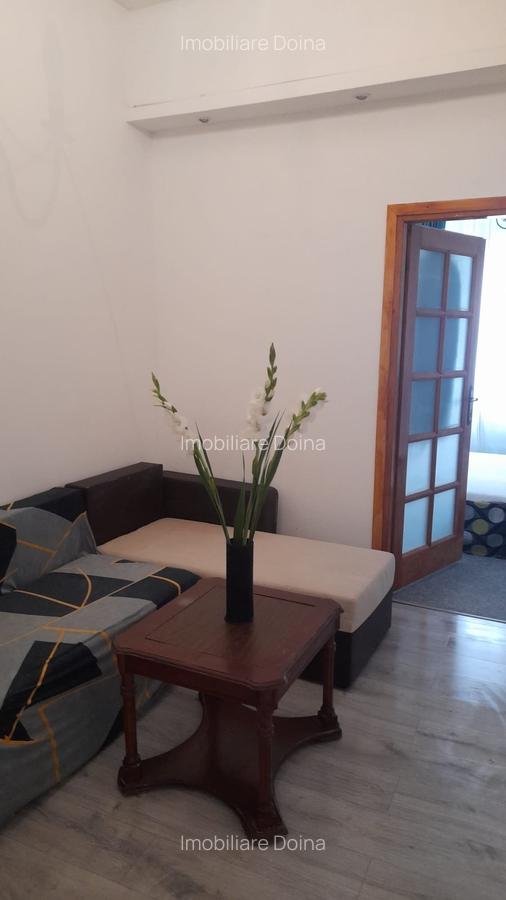 De inchiriat apartament 3 camere in str. Mantuleasa - 1