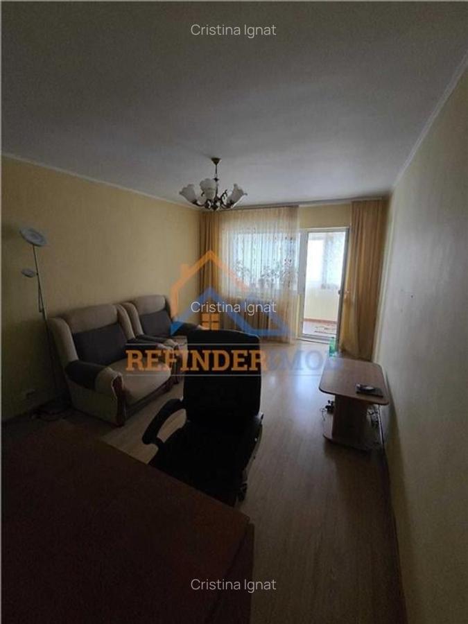Apartament de vanzare cu 3 camere, zona Pantelimon - 2