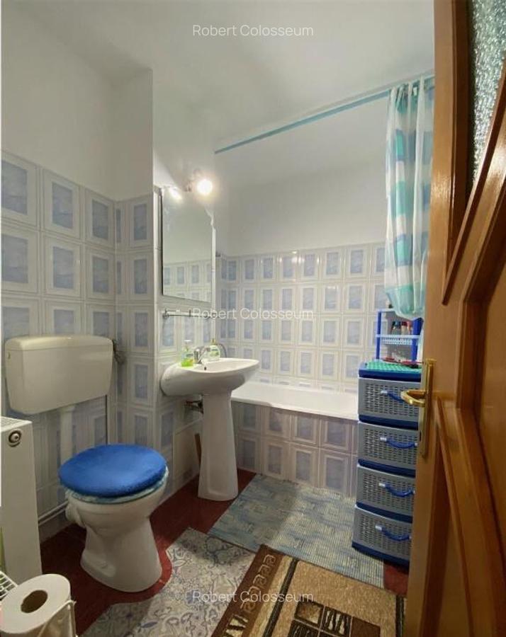 Apartament 4 camere decomandat-Zona Tractorul - 4